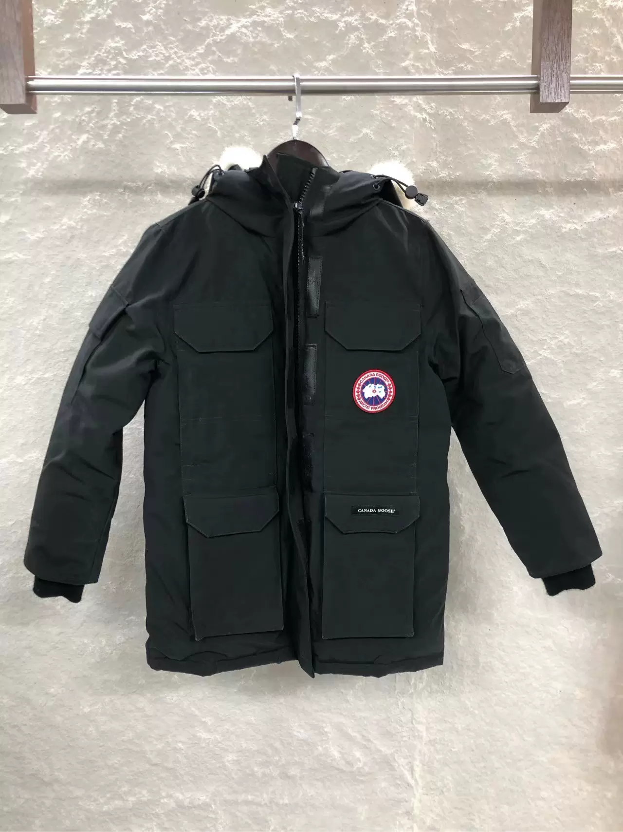 Canada Goose 加拿大鹅女款黑色远征羽绒服xs码成色很好-Taobao