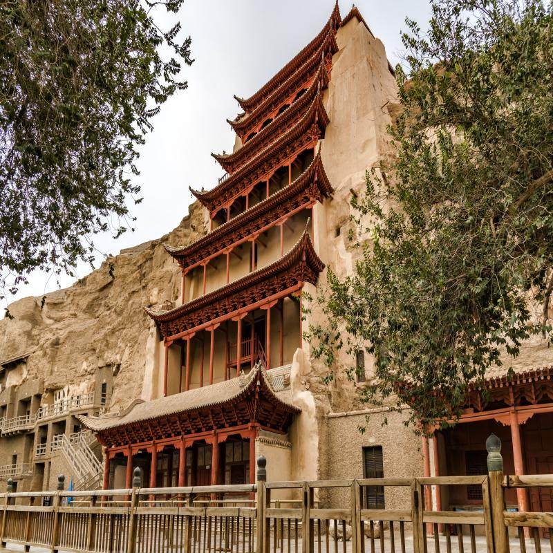 兰州+敦煌+玉门关+雅丹魔鬼城+嘉峪关+张掖5日游 含往返火车