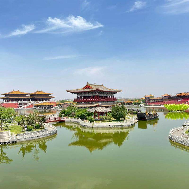 开封+清明上河园+开封府+小宋城纯玩1日游 郑州往返