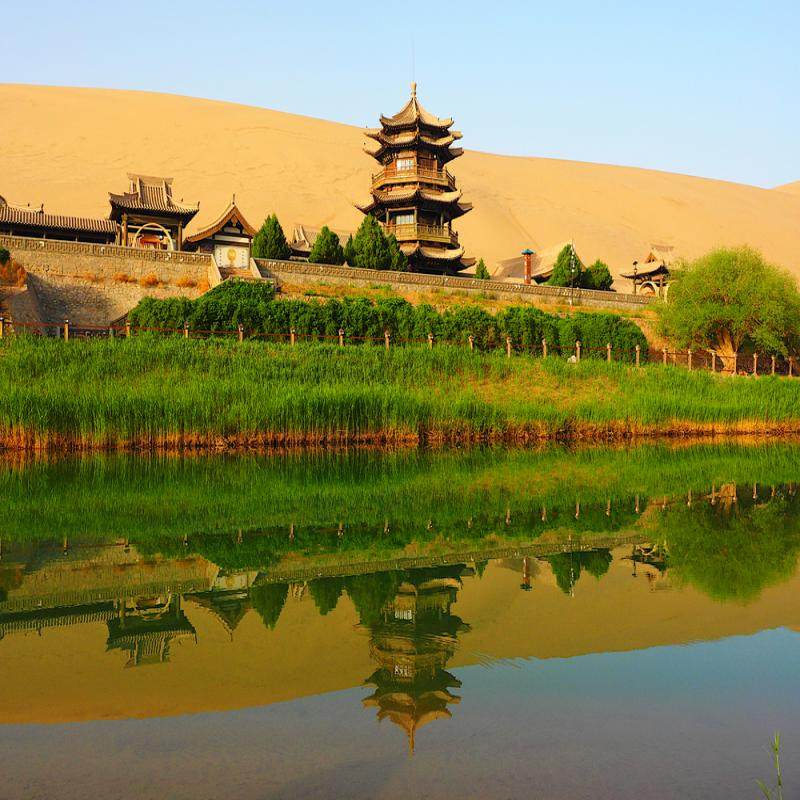 兰州+张掖+嘉峪关+敦煌豪华4日游 莫高窟 鸣沙山 含往返火车