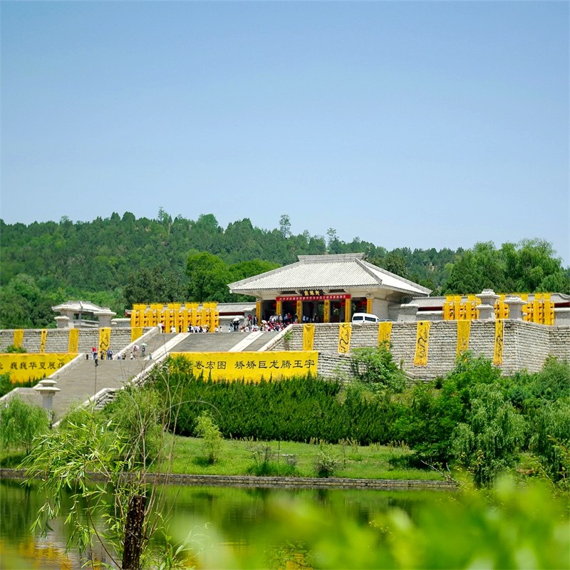 陕西壶口瀑布+黄帝陵+兵马俑+华清宫2天1晚、西安出发、品质纯玩