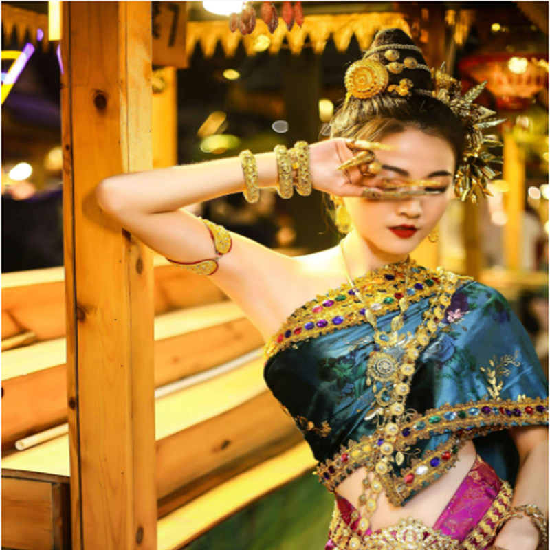 西双版纳2+1保姆车住喜来登100%纯玩5天波若寺野象谷星光夜市换装