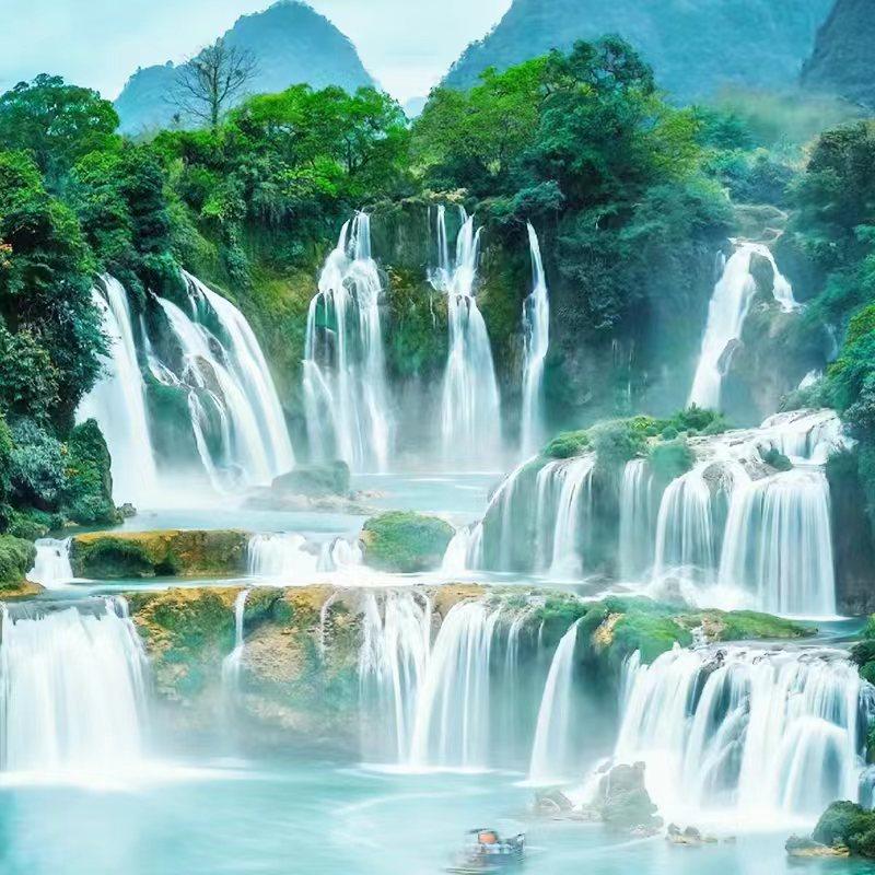 广西桂林+阳朔+南宁+崇左德天瀑布+百色+北海涠洲岛8天7晚包车游