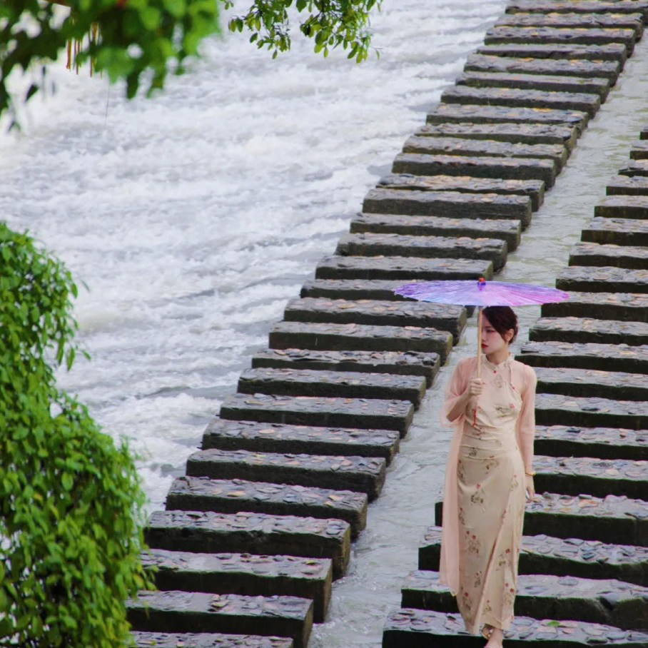 【头等舱大巴跟团·赠登楼】厦门旅游南靖云水谣+永定土楼一日游