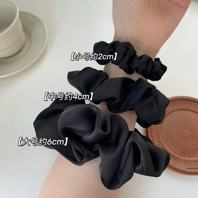 2025 spring and summer new Korean high-end cream texture versatile Korean style internet celebrity ins satin large intestine hair ring for women