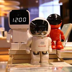 Machine Astronaut Camera Home Decoration High-Definition Wifi Wireless 360-Degree Panoramic Clock Camera Surveillance
