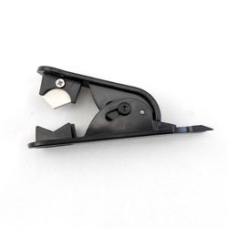 Water purifier accessories direct drinking pure water machine 2 points 3 points PE pipe cutting tool pipe cutting knife pipeline knife