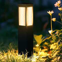 Solar lawn light outdoor waterproof grass lamp modern outdoor courtyard lamp simple garden aisle villa floor lamp