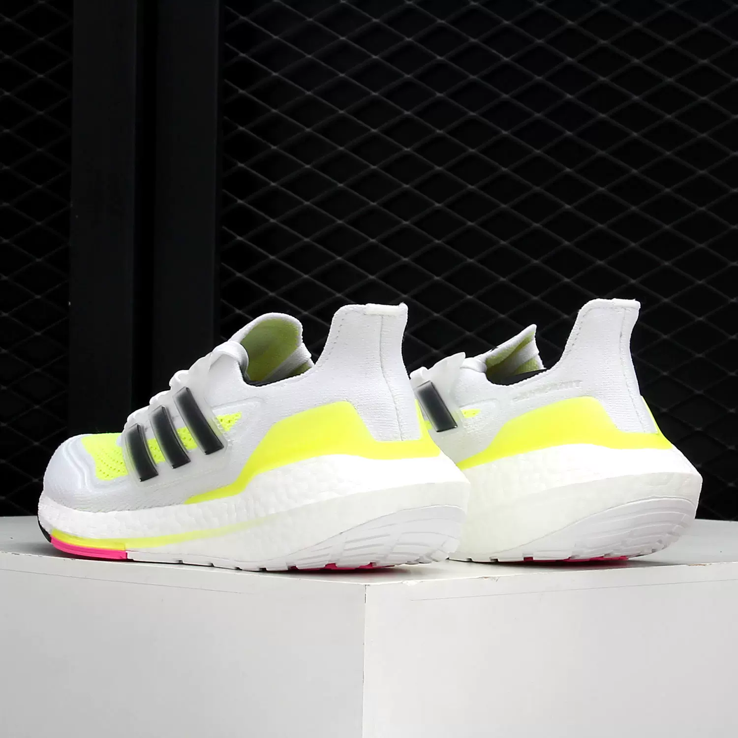 adidas/阿迪达斯正品 ultraboost ub21 j 大童跑步运动鞋 fz2929