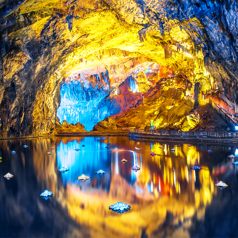贵州旅游纯玩毕节织金洞一日游贵阳出发跟团游喀斯特溶洞度假优选