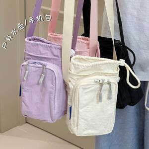 
Spring outing lightweight mobile phone bag crossbody bag male and female student water bottle bag outdoor sports portable shoulder bag water cup small bag