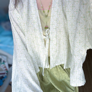 
Water Moon Night, Heart Cabbage, Famen Temple Short Shirt