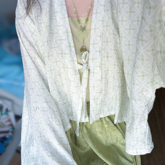 
Water Moon Night, Heart Cabbage, Famen Temple Short Shirt