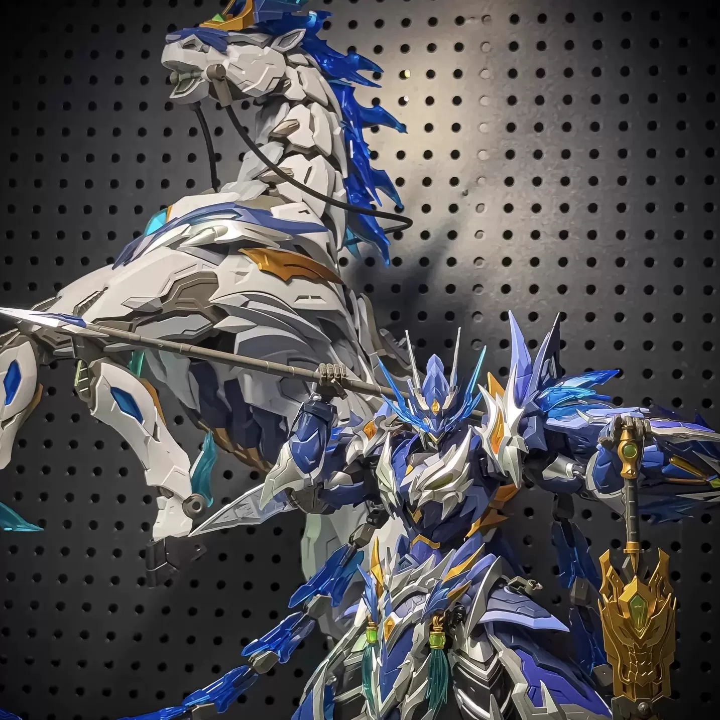 国摩动核高达敖丙吕布白起曹仁干将哪吒拼装益智男孩手办玩具盲盒