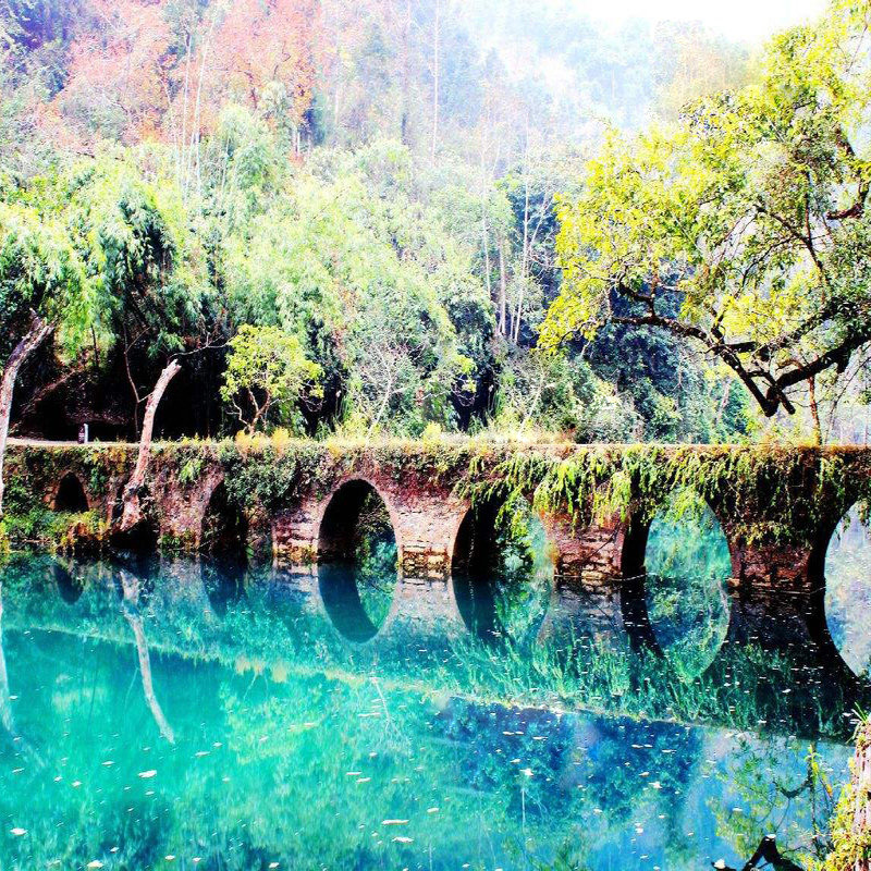 贵州贵阳旅游黄果树千户苗寨小七孔梵净山5天4晚纯玩跟团游五日游