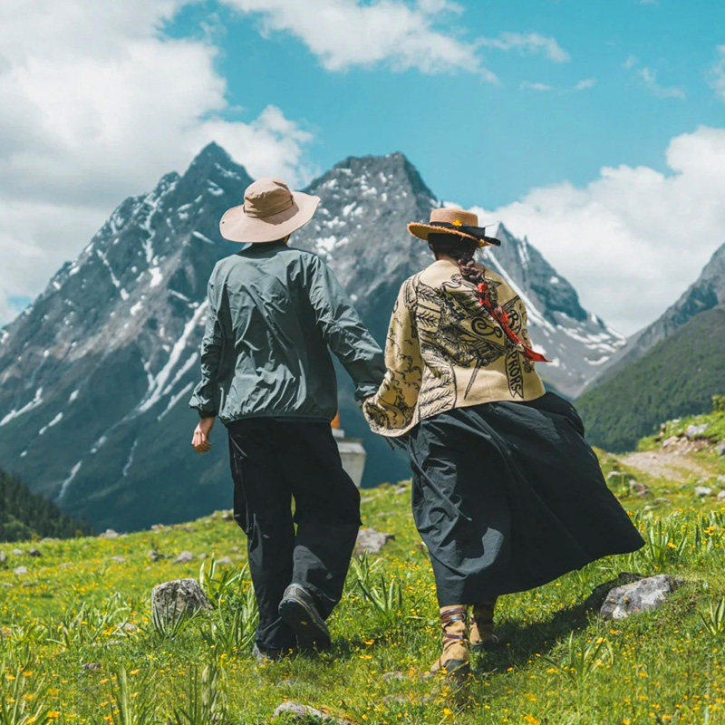商务车5人纯玩小团川西3天四姑娘山塔公草原鱼子西墨石公园跟团游