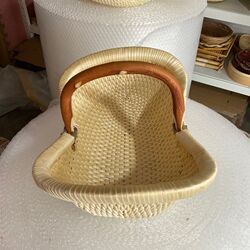 Wicker Storage Basket, Traditional Wedding Basket, Antique-Style Film Props, Egg Basket, Steamed Bun Basket, Bucket