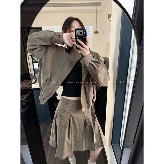 
MMUIICHAN is like the wind, cool, light and beautiful, the long-awaited windbreaker suit is also