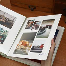 Photo Album, Polaroid Souvenir Album, ins Couples DIY Paste and Laminate Photo Storage Self-Adhesive Storage Album Gift
