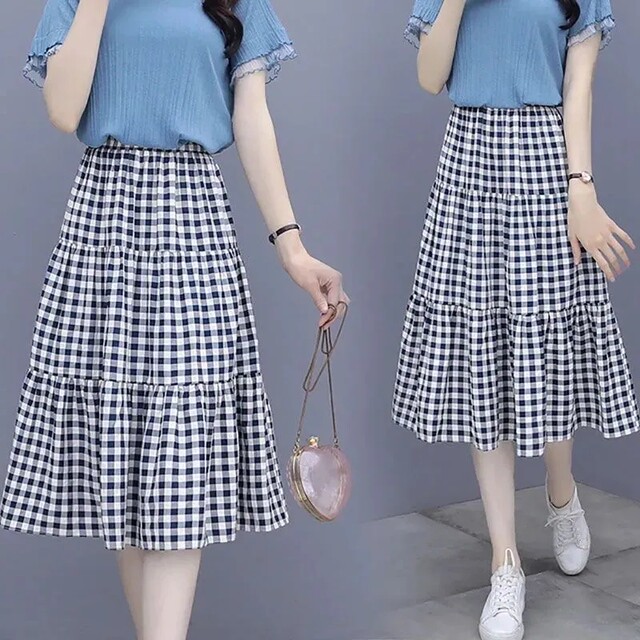 2025 summer new mid-length plaid loose skirt to make you look slim and elastic thin high-waist cake retro splicing
