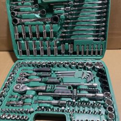 German Quality 150-Piece Auto Repair Tool Set, Socket Wrench Combination Tool Set, Comprehensive Universal Repair Kit