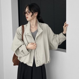 
Stand collar high-end short windbreaker women's 2025 autumn new niche design bat sleeves loose hem cocoon-shaped coat