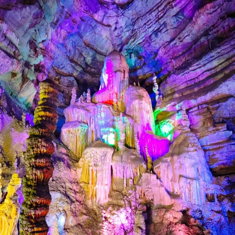 贵阳出发织金洞一日游【私家团+包车游+含门票+上门接送】