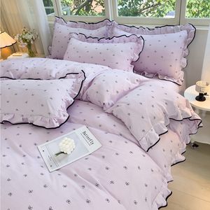 
Wrinkled yarn lace four-piece set double-layer yarn Class A mother and baby four-season student dormitory bed sheet and quilt cover three-piece set