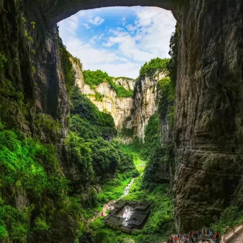 武隆仙女山/天生三桥风景区/ 乌江画廊(涪陵观景台)一日游2-8人