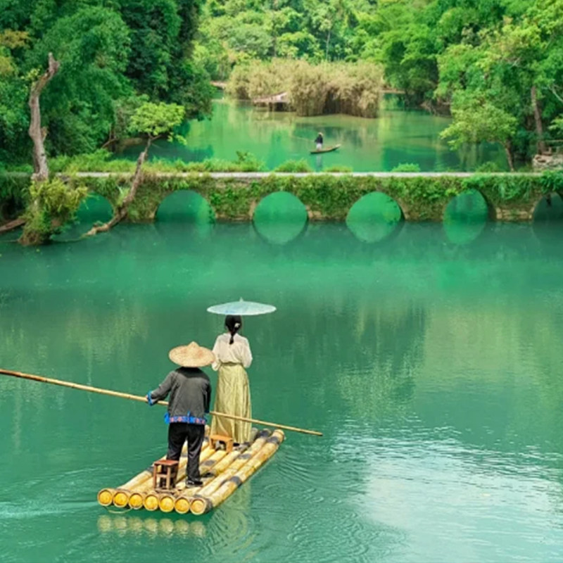 全国出发去到贵州旅游5天4晚纯玩黄果树瀑布小七孔西江千户苗寨