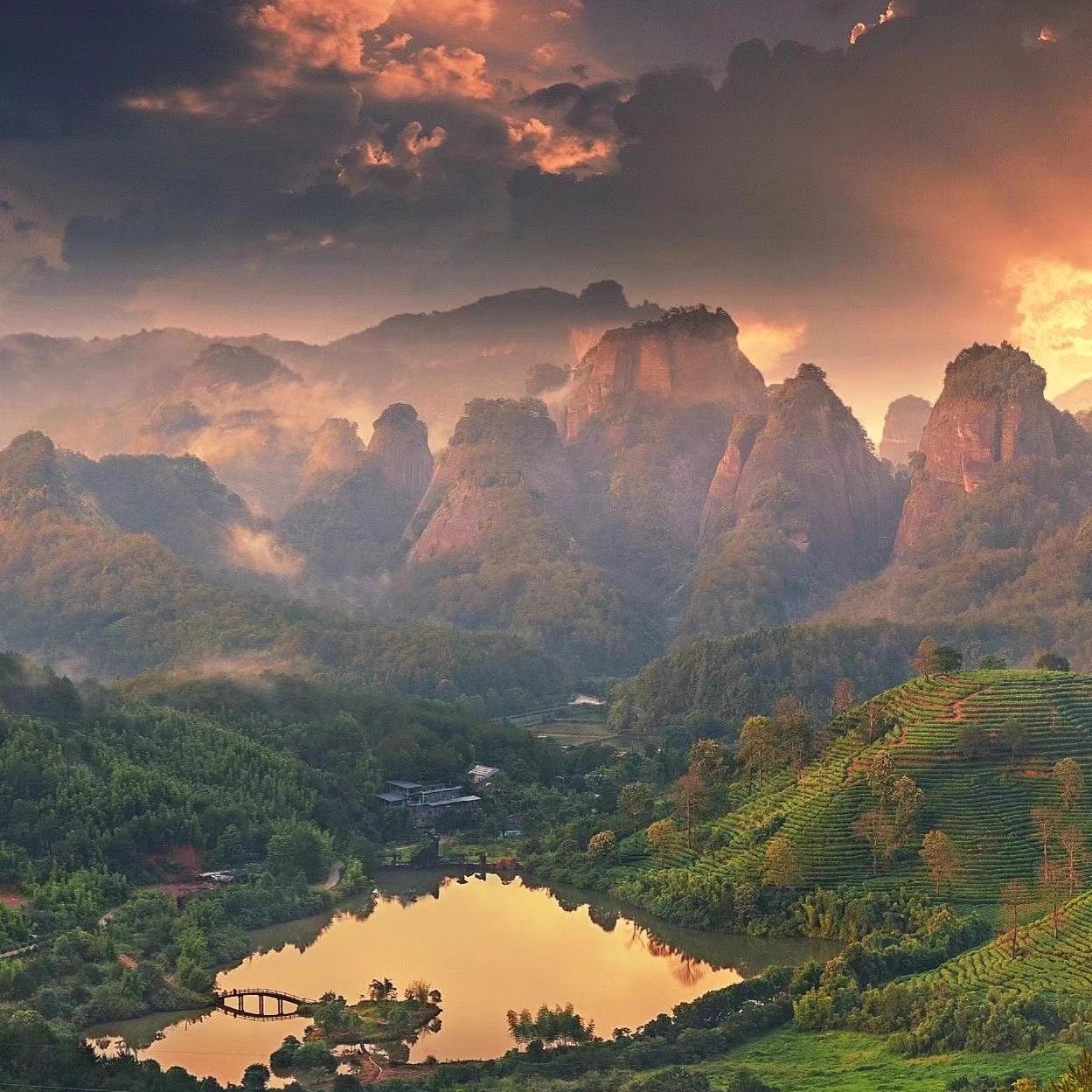 武夷山天游峰云窝一线天武夷宫竹筏漂流大红袍景区精致小团2天1晚