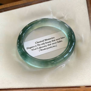 
The most popular thing 'Kong Qing Series' Burmese oil green ice transparent flower jade jade bracelet real jade step-off bracelet treatment