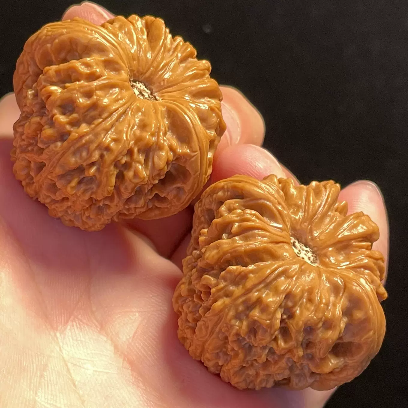 42凹底南疆石核桃 文玩 南疆石核桃｜全品無