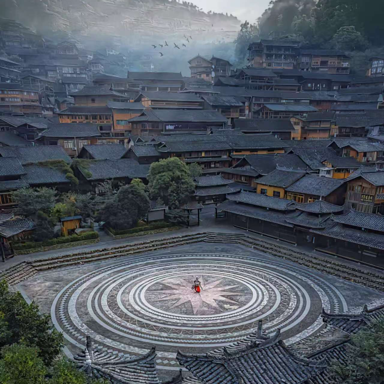 贵阳出发黔东南西江千户苗寨高端纯玩1日游