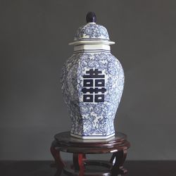 Jingdezhen ceramics vase blue and white porcelain desktop Chinese style home blue and white porcelain storage jar living room TV cabinet ornaments