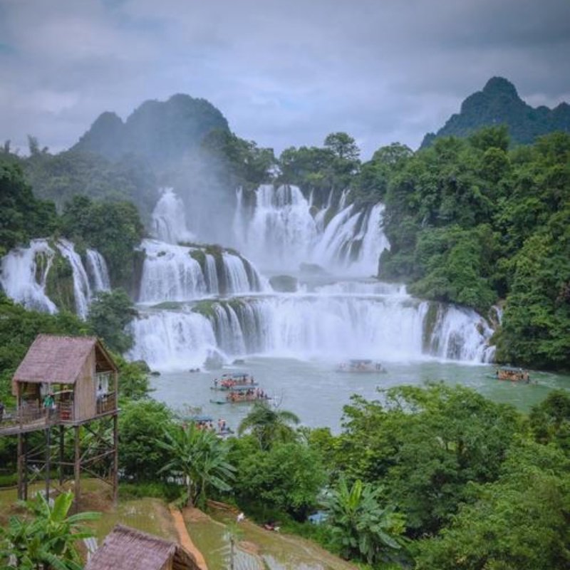 德天瀑布+明仕田园竹排纯玩1日游 含景区接驳车 多套餐可选择