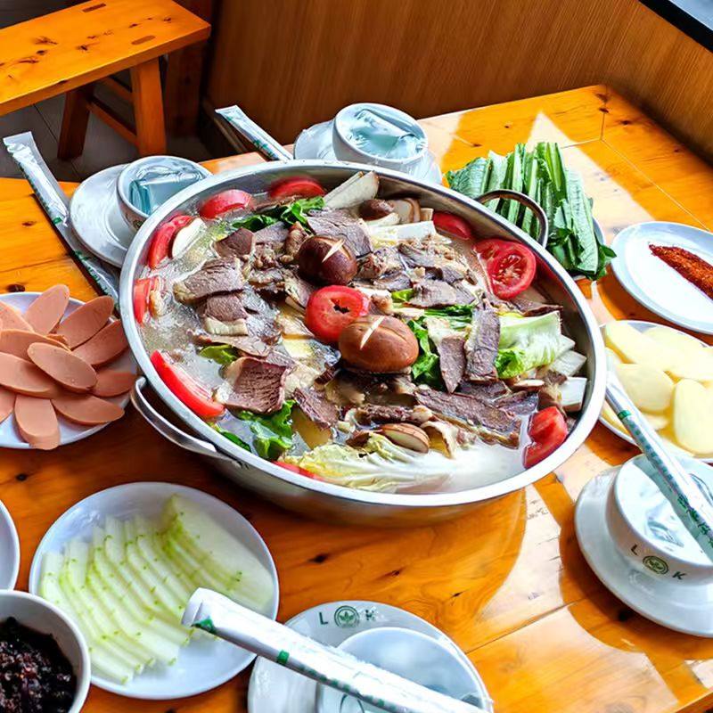 稻城亚丁/四姑娘山/墨石公园/鱼子西 旅拍纯玩小团|多线路可选