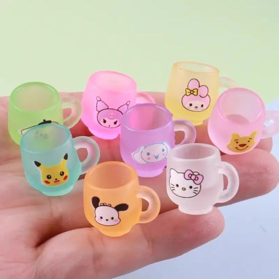 
Mini luminous toy Sanrio simulation miniature cartoon cream cup handmade resin diy accessories jewelry