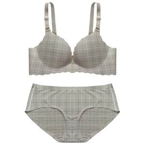 
A set of underwear and underwear for women without steel rings, thin push-up bra set for students, high school girls, small bra adjustment
