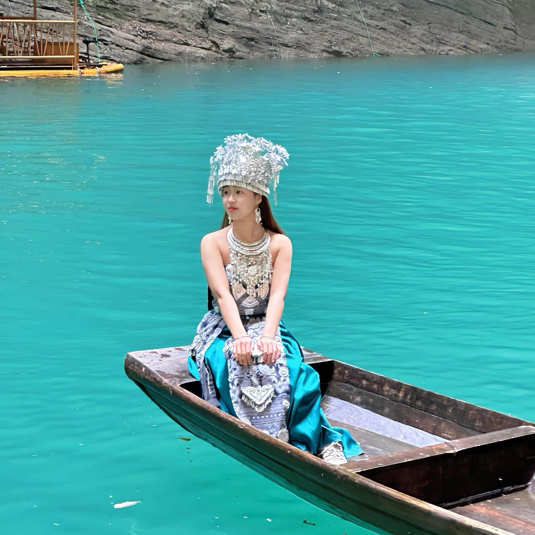 【屏山峡谷+宣恩夜景+狮子关+腾龙洞+大峡谷】5天8人精品小团