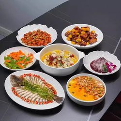 White Tableware Set, Bowl and Plate Set for Home Use, 2025 New Model, High-Value Ceramic Rice Bowls, Dining Bowls with a Sense of Sophistication