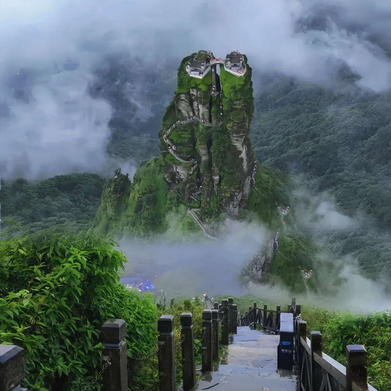 【私家团】贵阳铜仁6天5晚 梵净山/铜仁大峡谷/中南门 跟团游