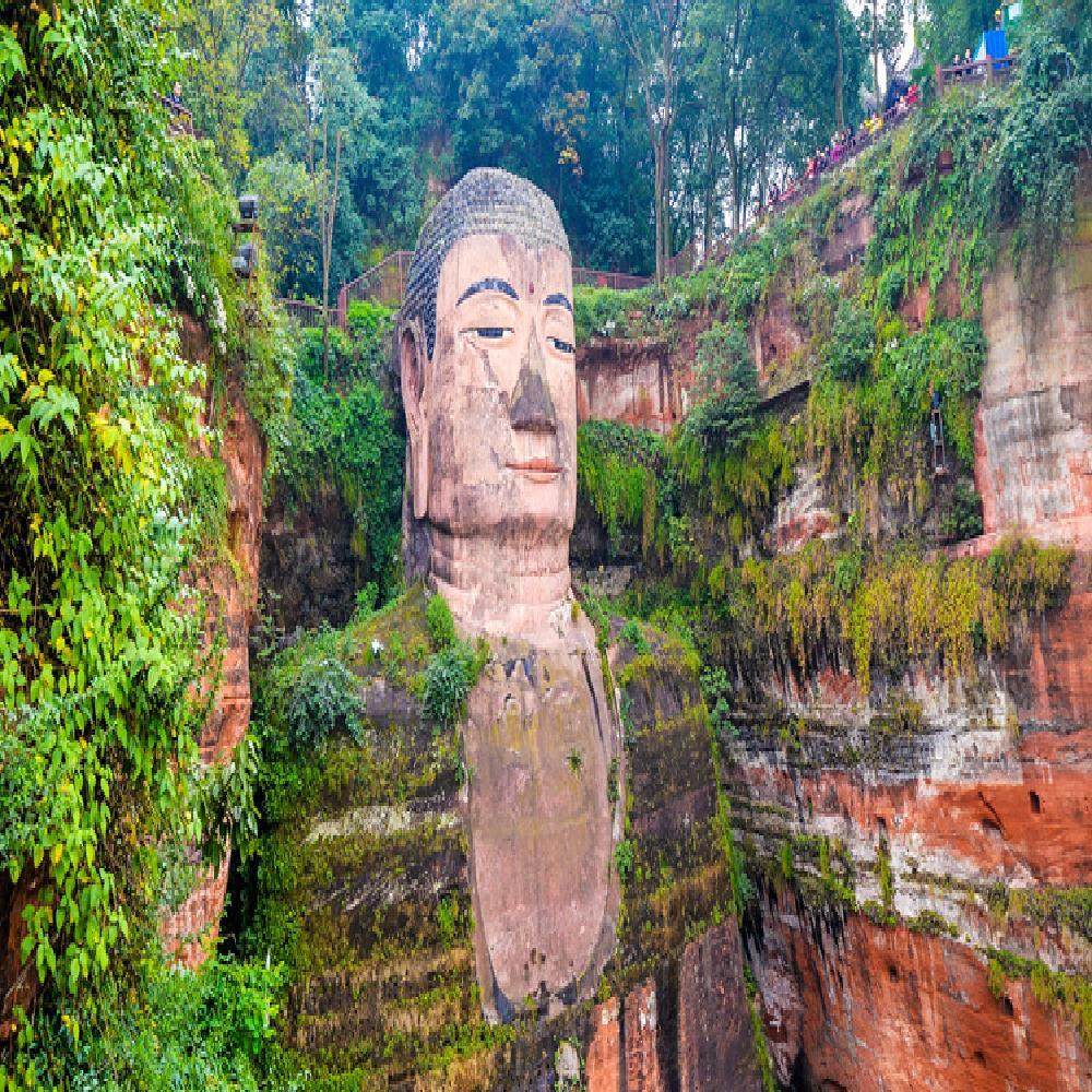 成都+九寨沟+黄龙+峨眉山7日6晚跟团游游 | 成都出发