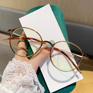 
Ultra-light large round frame Karin's same style myopia glasses for women, can be equipped with prescription, plain face, small 2025 new glasses frame