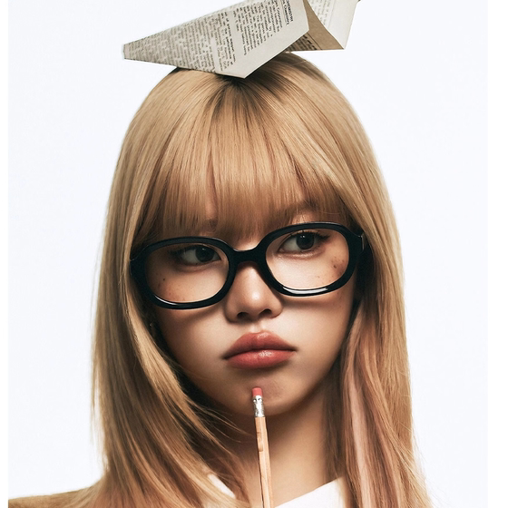 
Retro oval high-intelligence glasses for women with myopia, can be equipped with a degree, plain makeup artifact, anti-blue light eye frame, small face