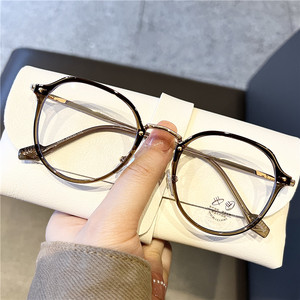 
Brown glasses frame for women without makeup, super popular model that can be matched with myopia G degree round frame eyeglass frames to show off the big face