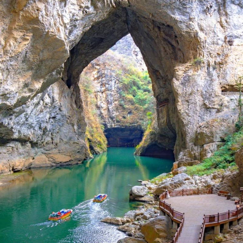 贵州六盘水/毕节九洞天+枪杆岩一日游 2-8人纯玩团含游船包车旅游