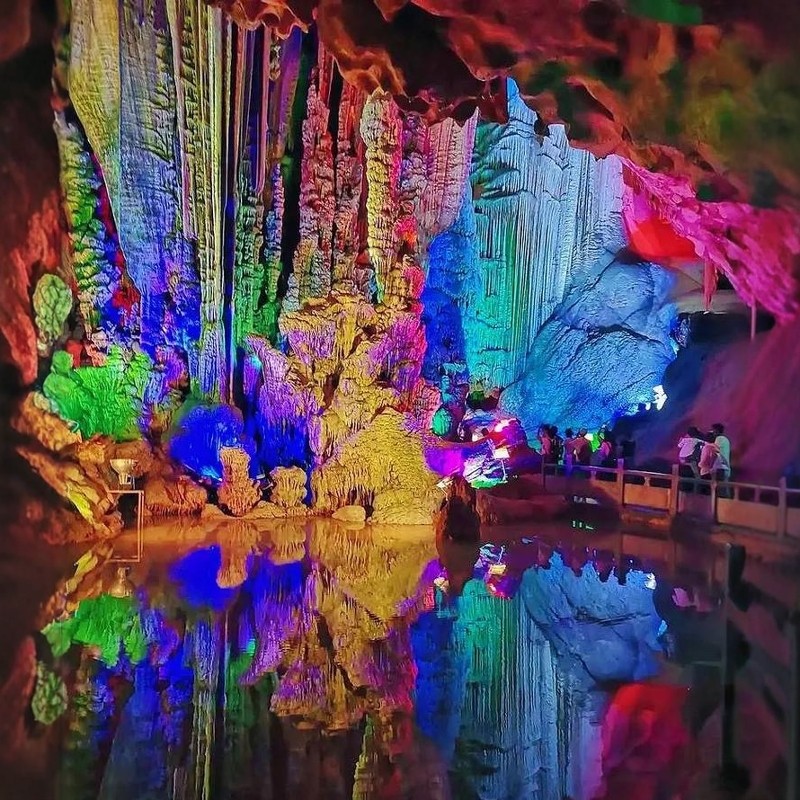 桂林阳朔一日游三星船兴坪漓江游船竹筏十里画廊遇龙河银子岩游