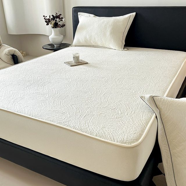 
Category A maternal and infant grade cooling PE ice silk mat three-piece set 2025 new air-conditioned soft mat machine washable bed sheet