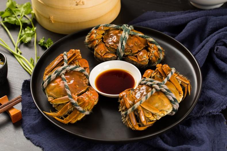 大闸蟹怎么吃，看完你就明白了(图3)